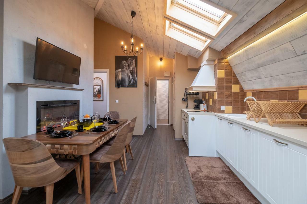 2-Bedroom Elegant Apartment In Mediterranean Style Sofia Luaran gambar