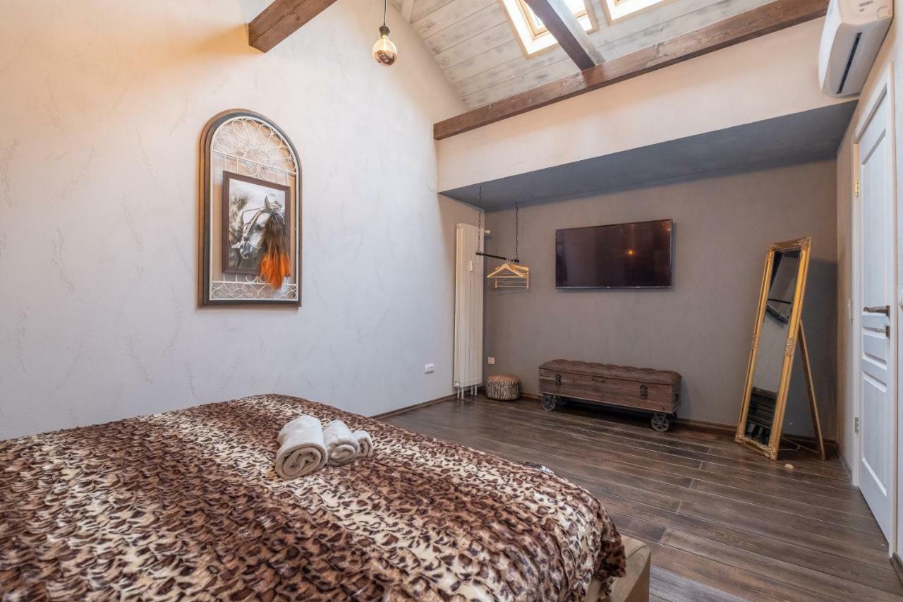 2-Bedroom Elegant Apartment In Mediterranean Style Sofia Luaran gambar