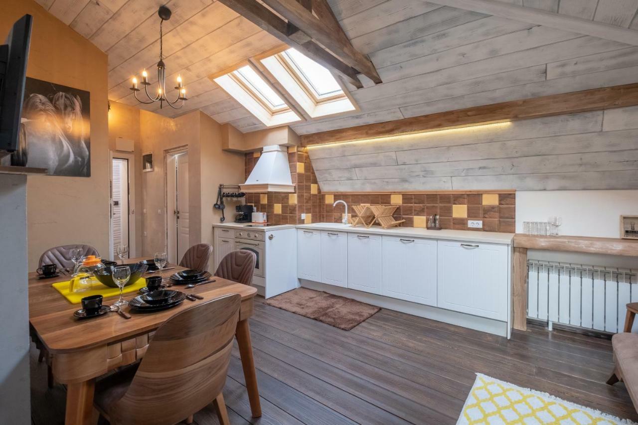 2-Bedroom Elegant Apartment In Mediterranean Style Sofia Luaran gambar