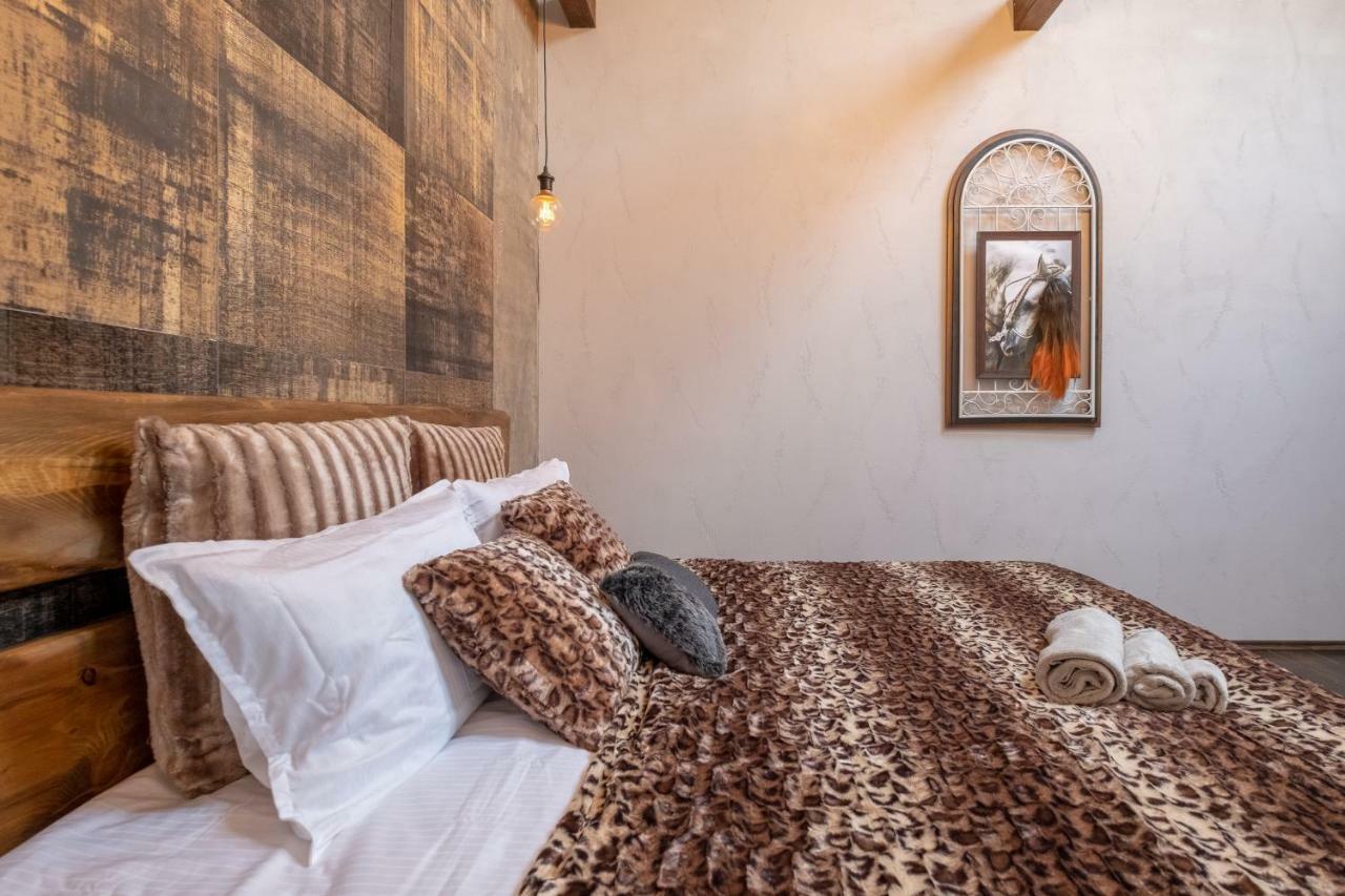 2-Bedroom Elegant Apartment In Mediterranean Style Sofia Luaran gambar